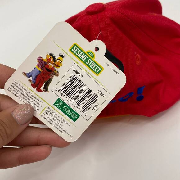 Sesame Street Elmo Snapback Hat Kids Red Baseball Cap Embroidered Adjustable NEW - Picture 7 of 8